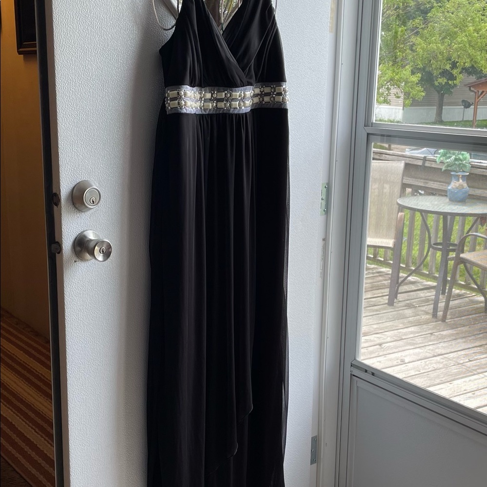 Beautiful black evening gown size 1x